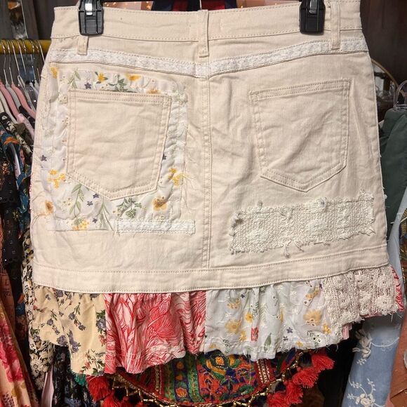 POL Boho Patchwork Denim Ruffle Hem Mini Skirt in Cream NWOT - Picture 7 of 8